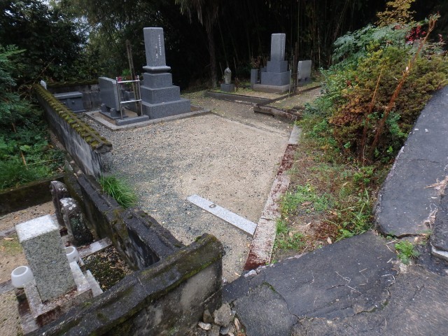 デザイン墓石を設置させて頂きました。